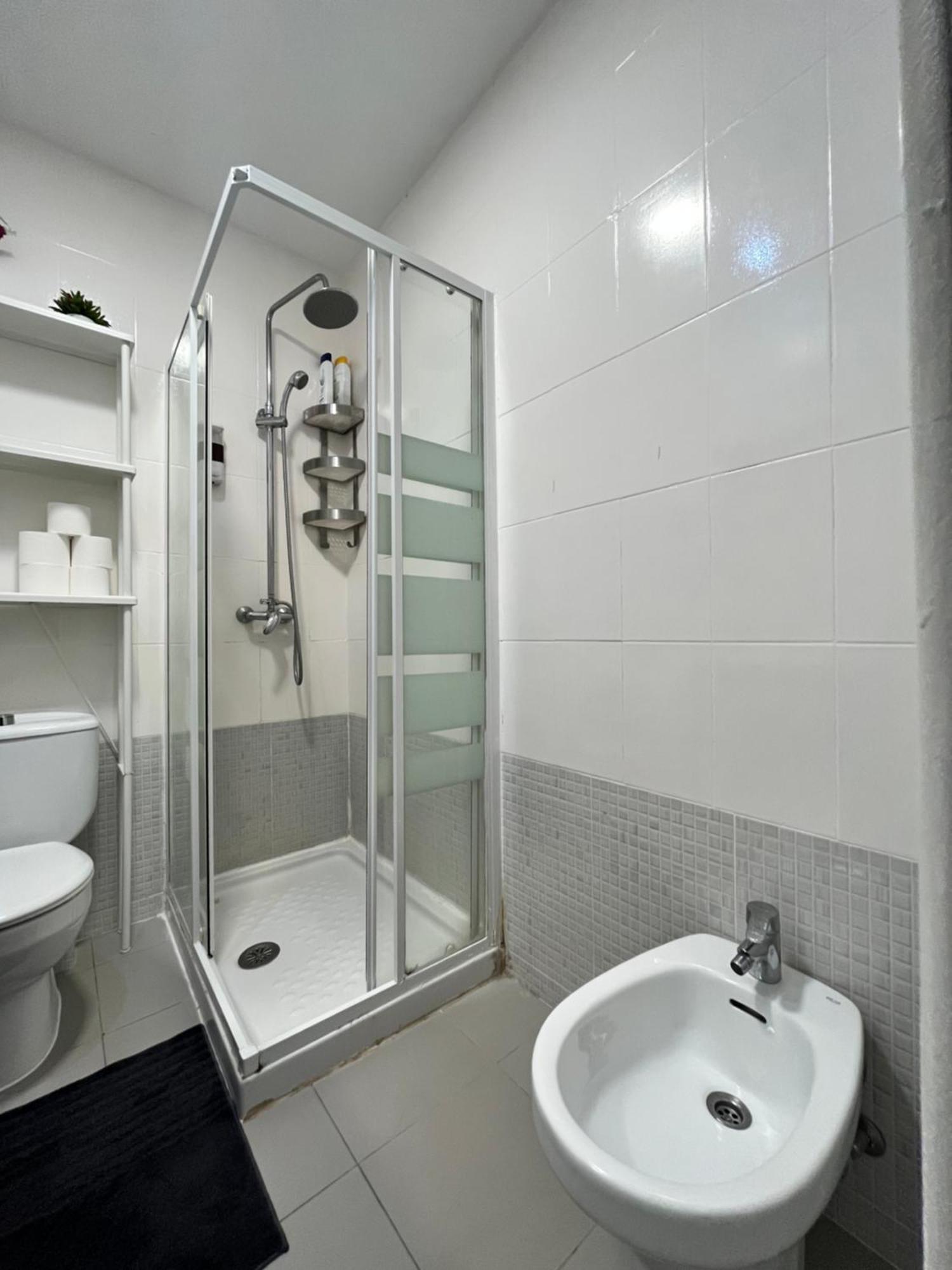 Ile Aina Exterior Nuevo Pena Apartman Madrid Kültér fotó
