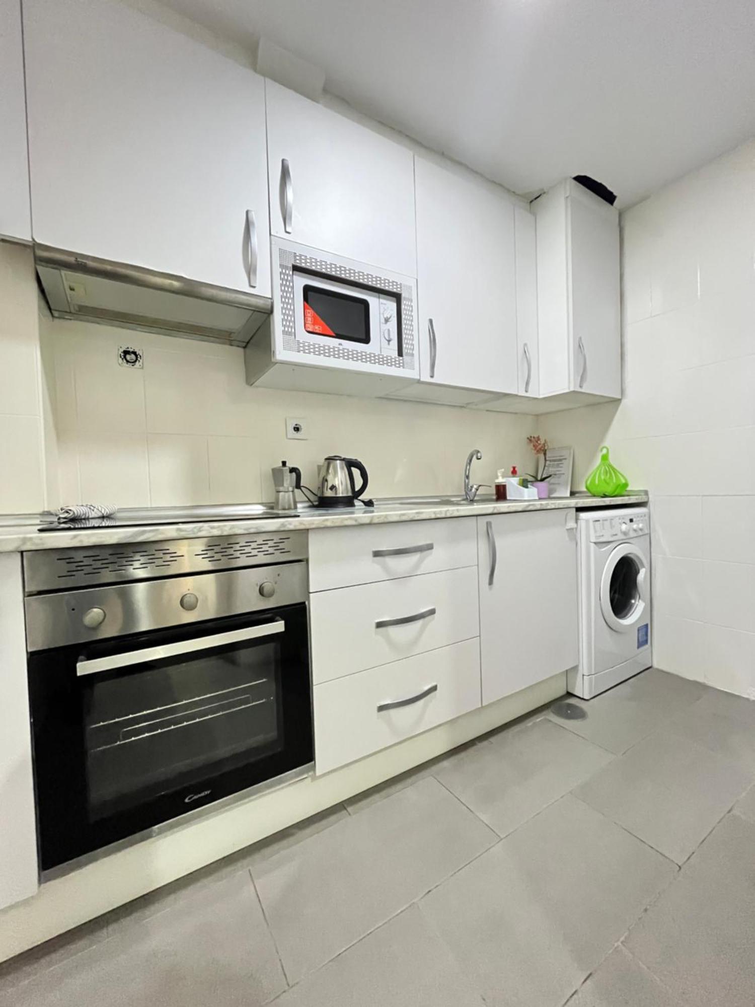 Ile Aina Exterior Nuevo Pena Apartman Madrid Kültér fotó
